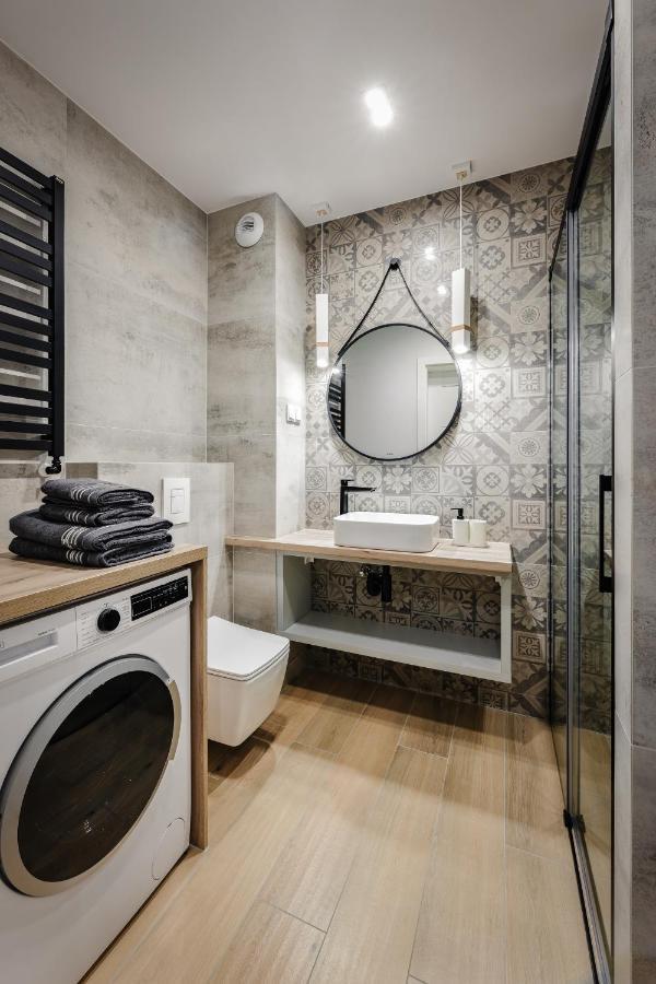 Apartament Sloneczniki Cieplice Daire Jelenia Gora Dış mekan fotoğraf